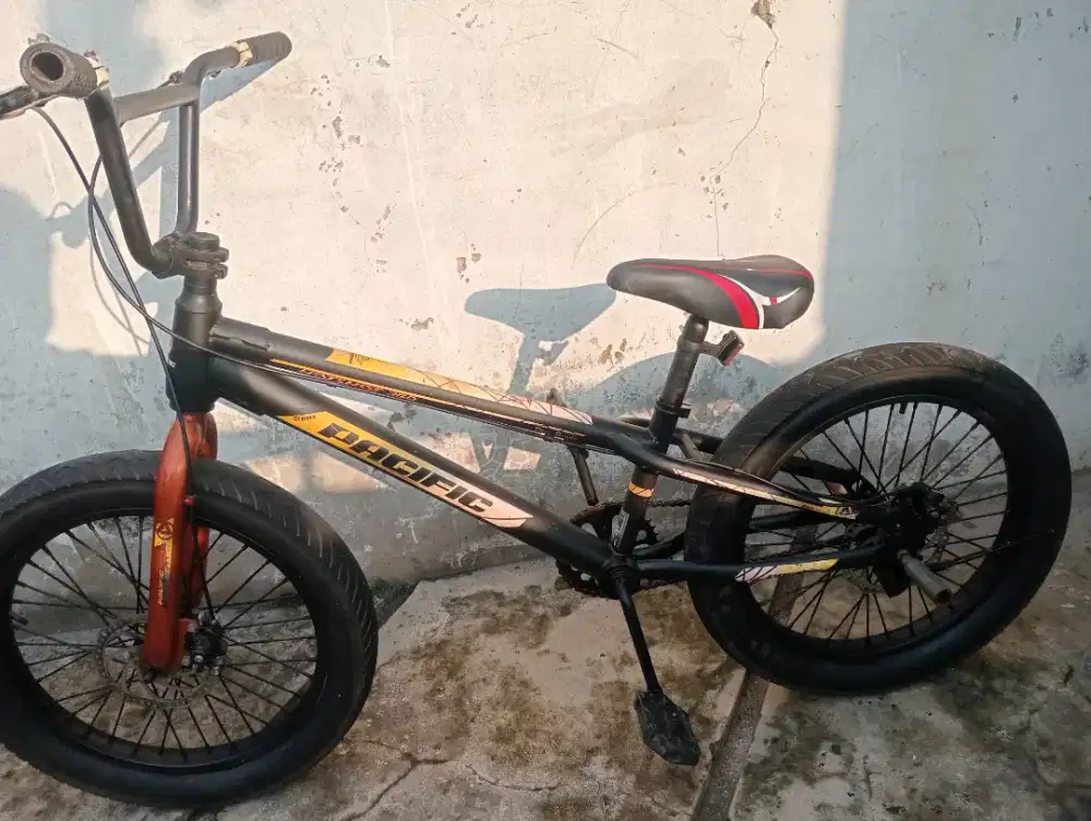 Jual sepeda BMX facific UK 20 ban jumbo rem double cakram