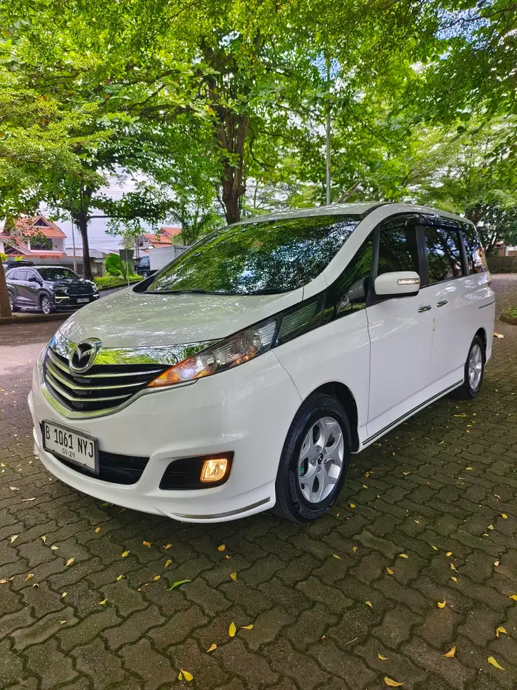 Mazda Biante SA 2.0 L 2015