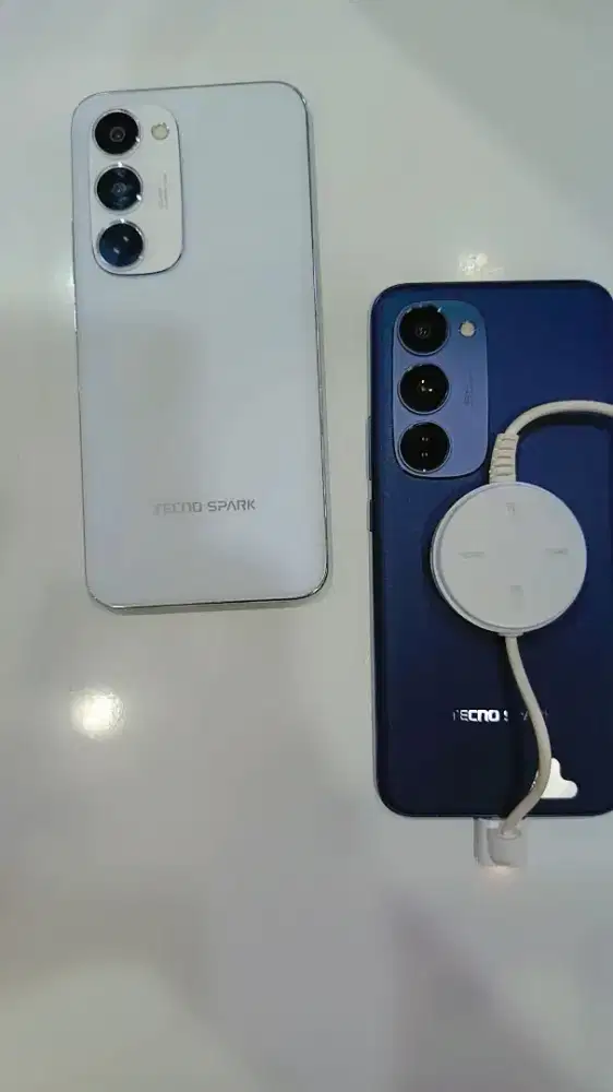 Tecno Spark 40 pro +