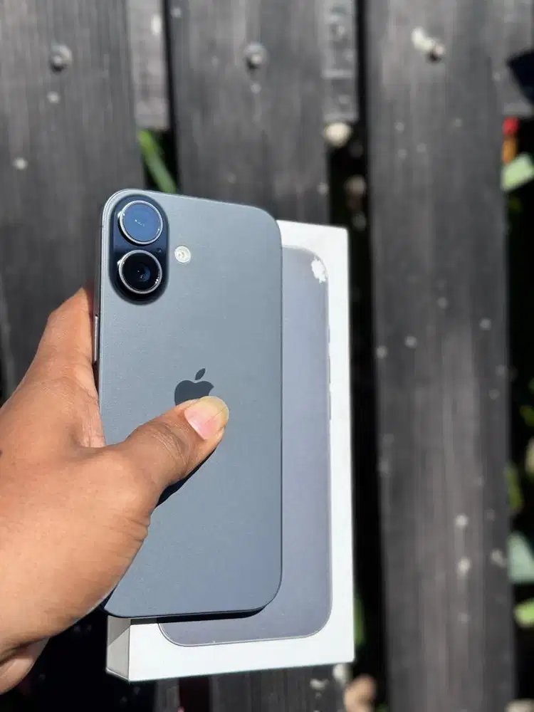 Iphone 17 256 ibox bh 100%