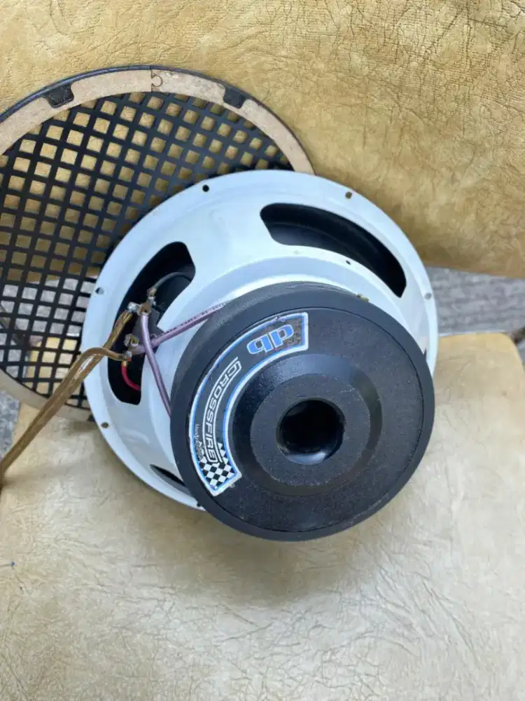 Subwoofer crossfire 10inc db, made in USA