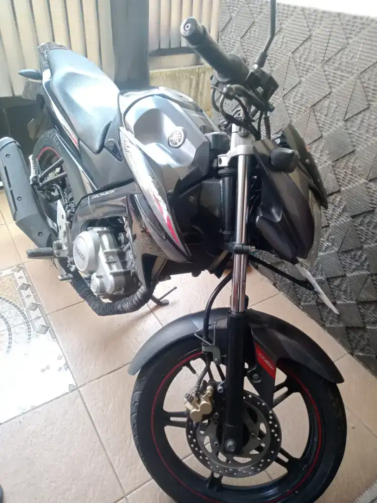 Jual Vixion 2015, pajak plat panjang 2031
