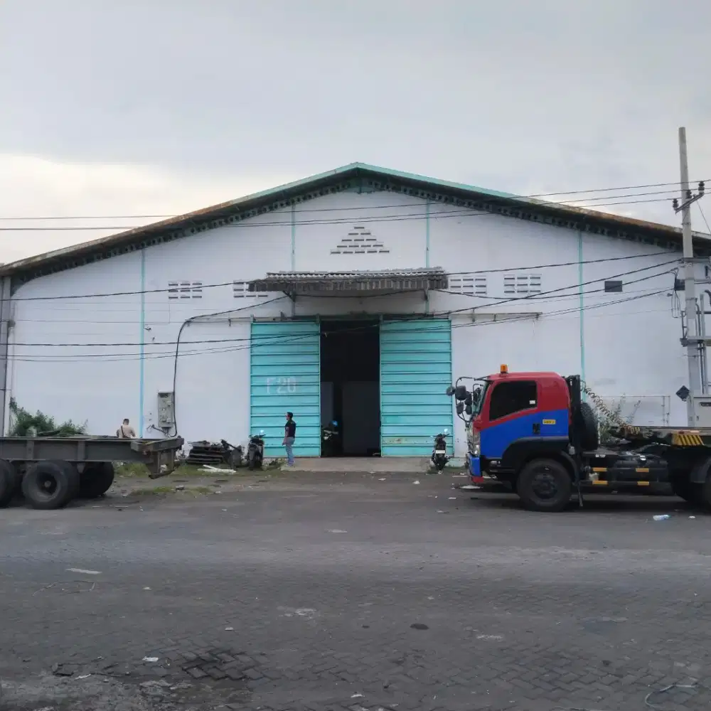 Margomulyo Angtropolis. Sebelah tol surabaya barat.