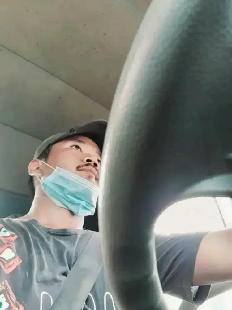 Cari kerja supir pribadi/barang