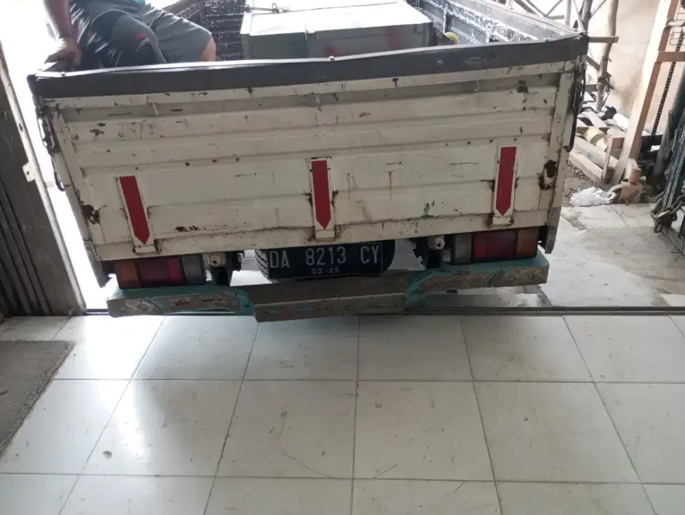 Di cari sopir Bongkar muat expedisi