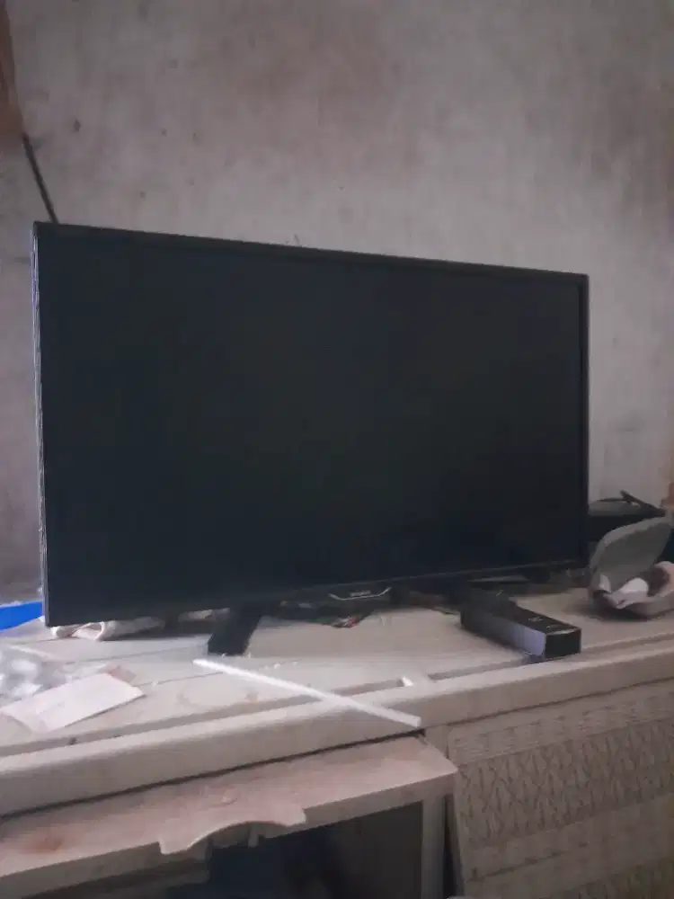 Tv led sharp 24 inch