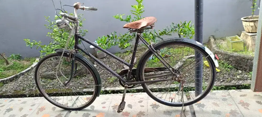 Onthel Jengki Phoenix cakep