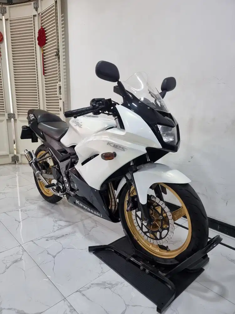 Kawasaki Ninja RR 150 Superkips 2013 bulan 8 Siap sunmori ninja r ss