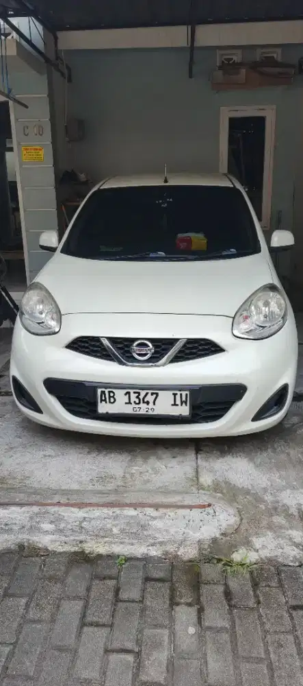 Nissan March MT 2017 Km Rendah