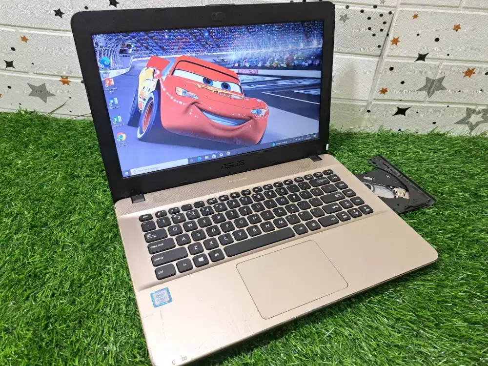 Jual BU asus X441U core i3 gen 6 normal semua siap pakai lancar jaya