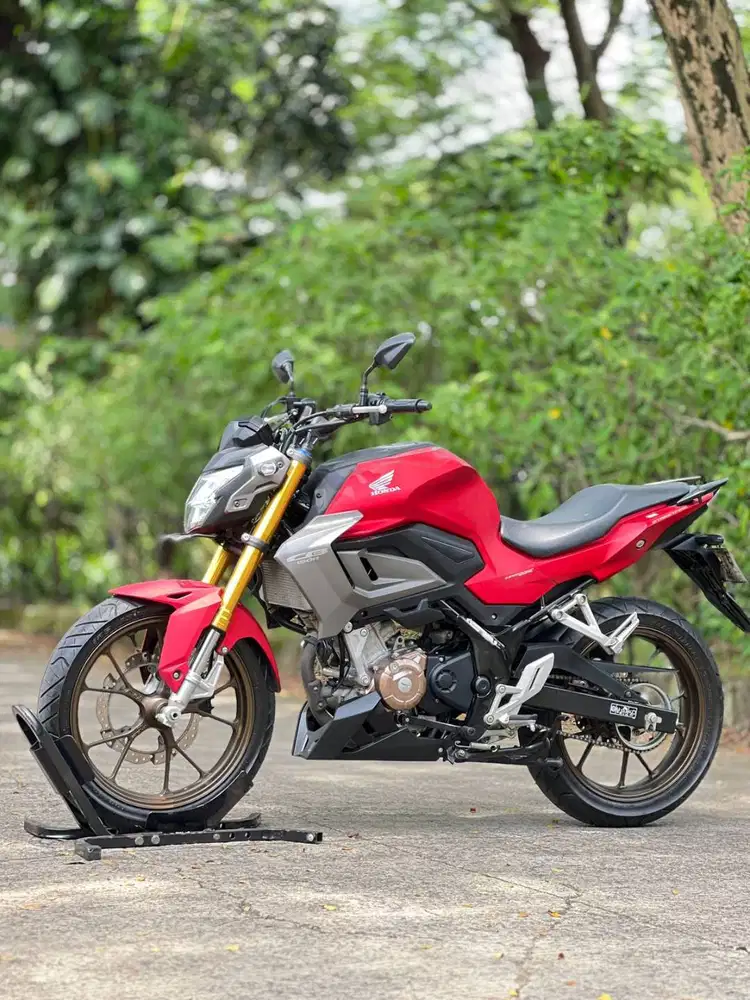 HONDA NEW CB 150R 2024 MERAH KM 5K PAJAK PANJANG RASA BARU