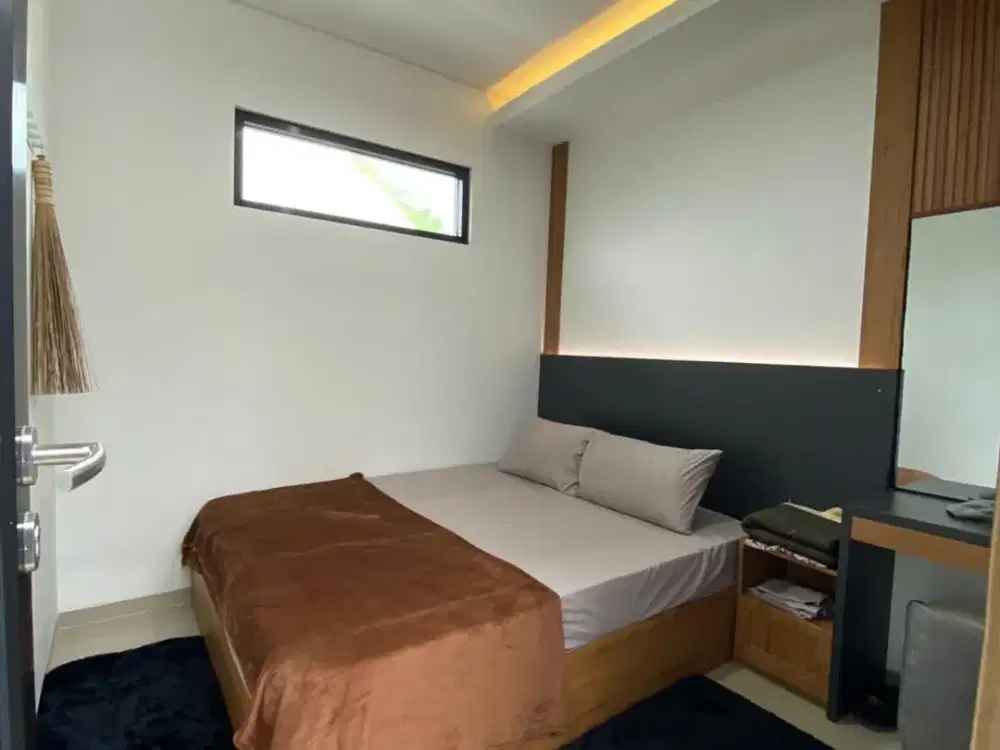 Villa Mewah Dengan akses jalan yang luas dekat jalan raya utama