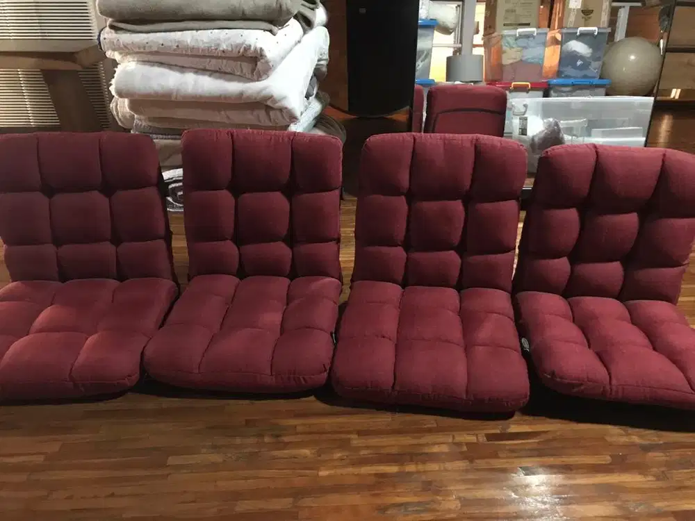 Kursi lantai informa