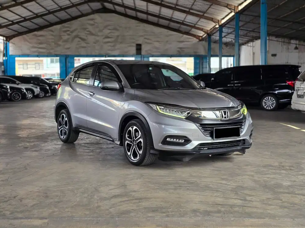 (TDP 31 JUTA) Honda HRV 1.5 SE CVT 2021