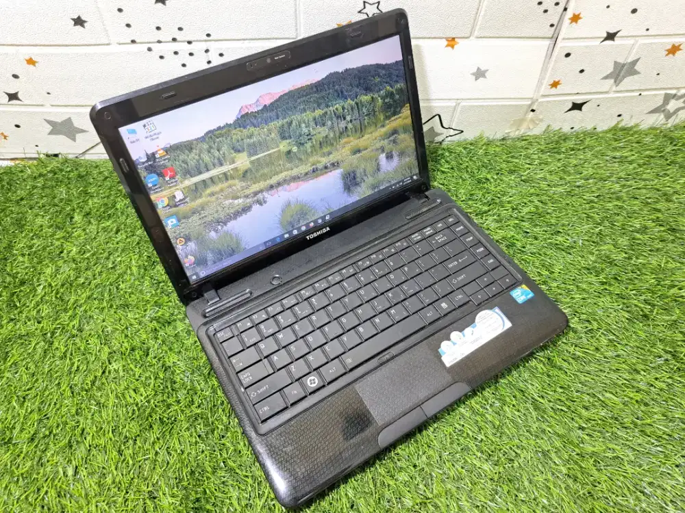 Jual BU core i3 ram 4 laptop toshiba normal semua siap pakai lancar