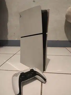 PS 5 Slim disc 1tb