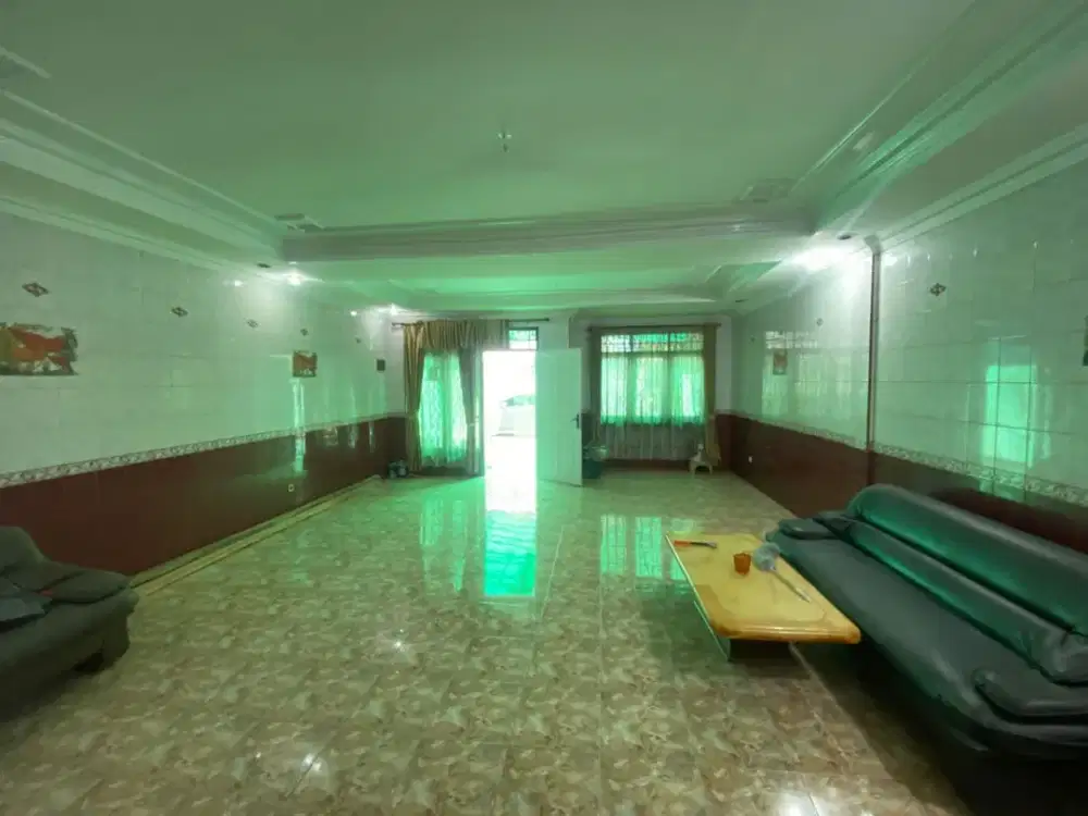 dijual rumah BU taman palem lestari