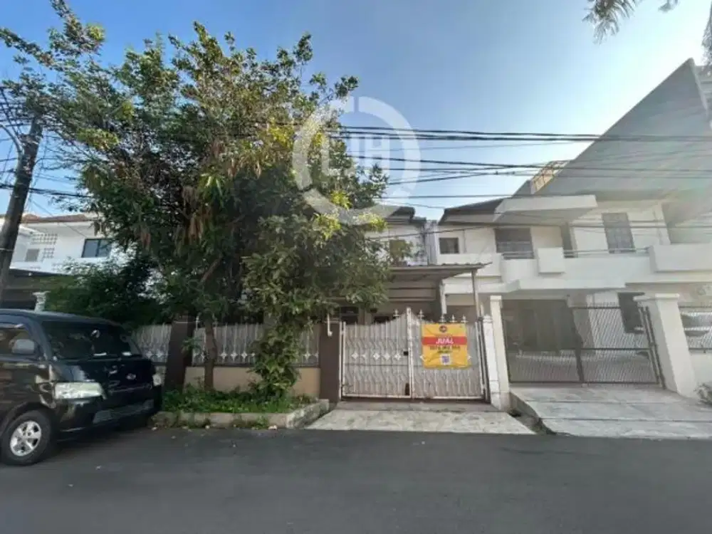 Rumah Lokasi Jalan Lebar di Janur Elok, Kelapa Gading, Jakarta Utara