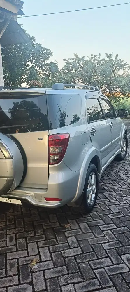 Toyota Rush 2010 Bensin