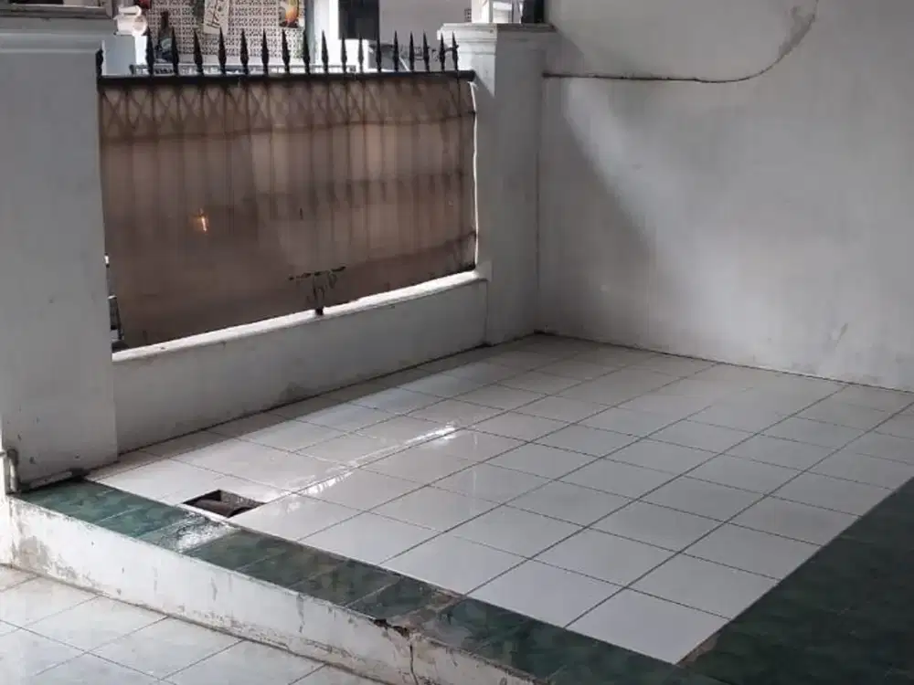 Disewakan Rumah Tinggal di NUSA LOKA, BSD - 2 kamar tidur 2 kamar mandi