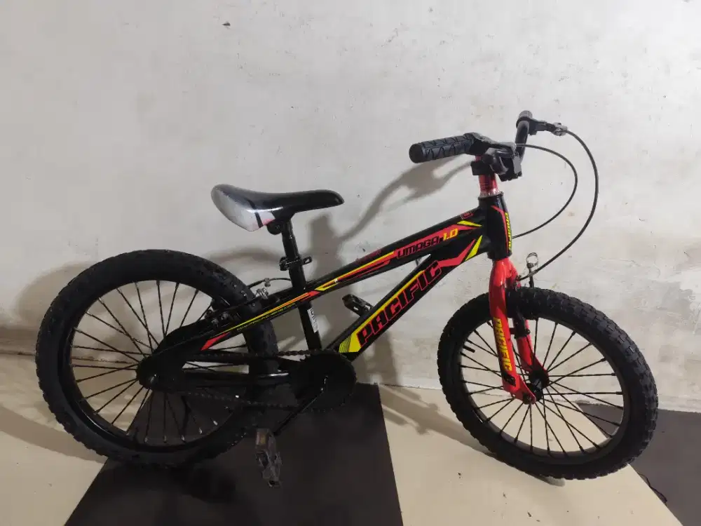 Sepeda BMX Pacific ukuran 18 siap pakai