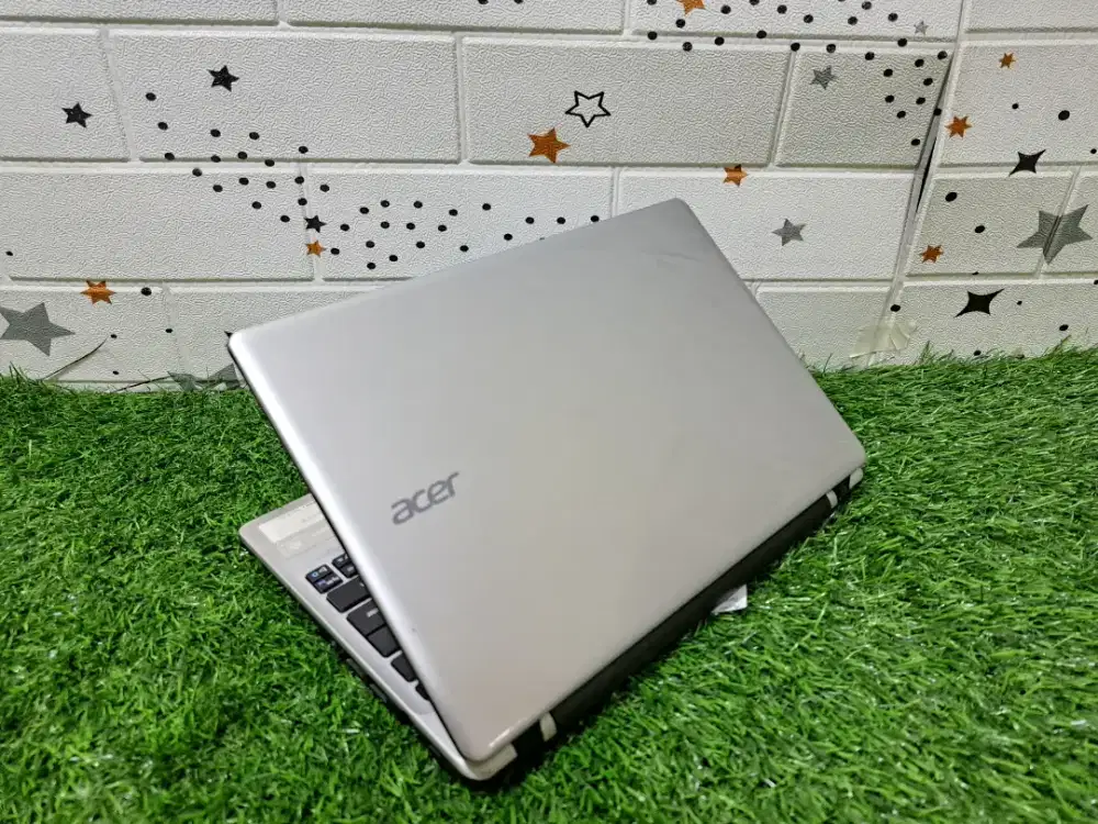 Acer v5 ram 4 normal semua siap pakai lancar jaya