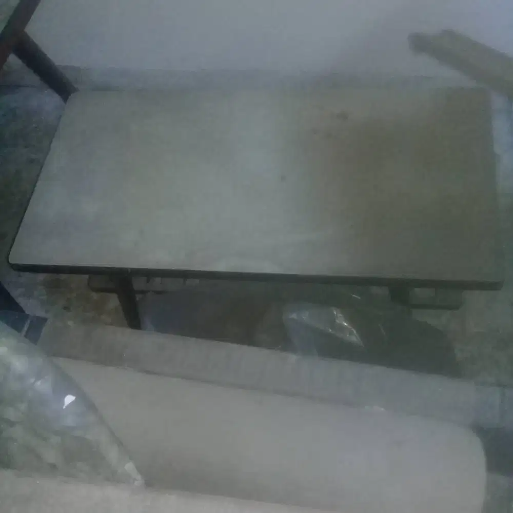 Meja kayu (baca deskripsi ya)