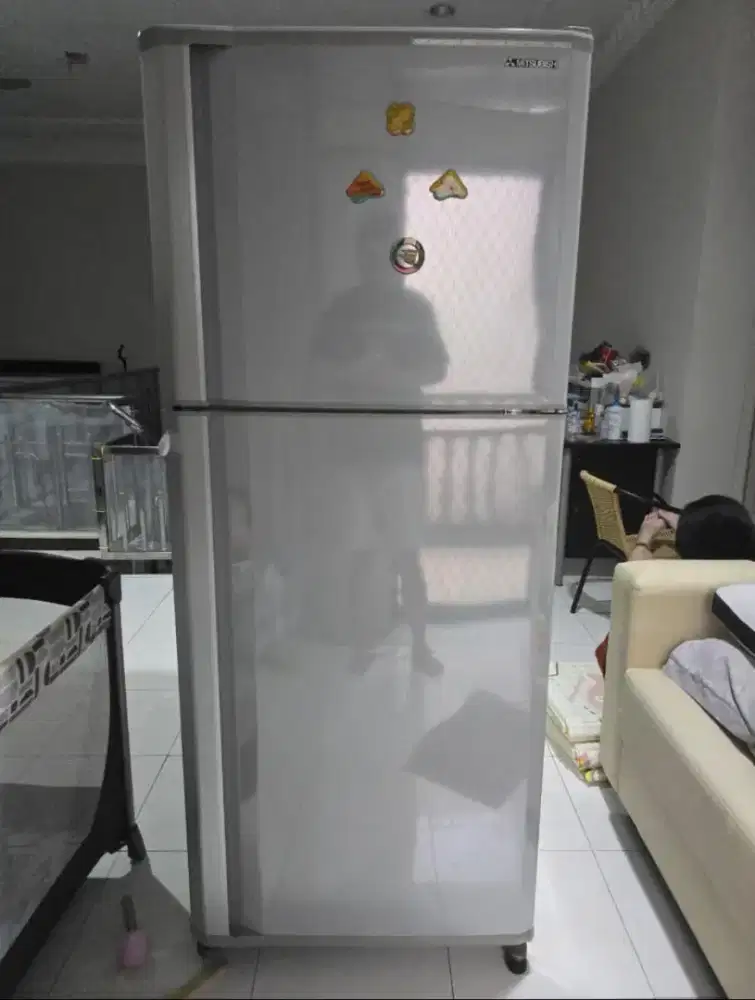 Kulkas Mitsubishi 2 Pintu Bekas