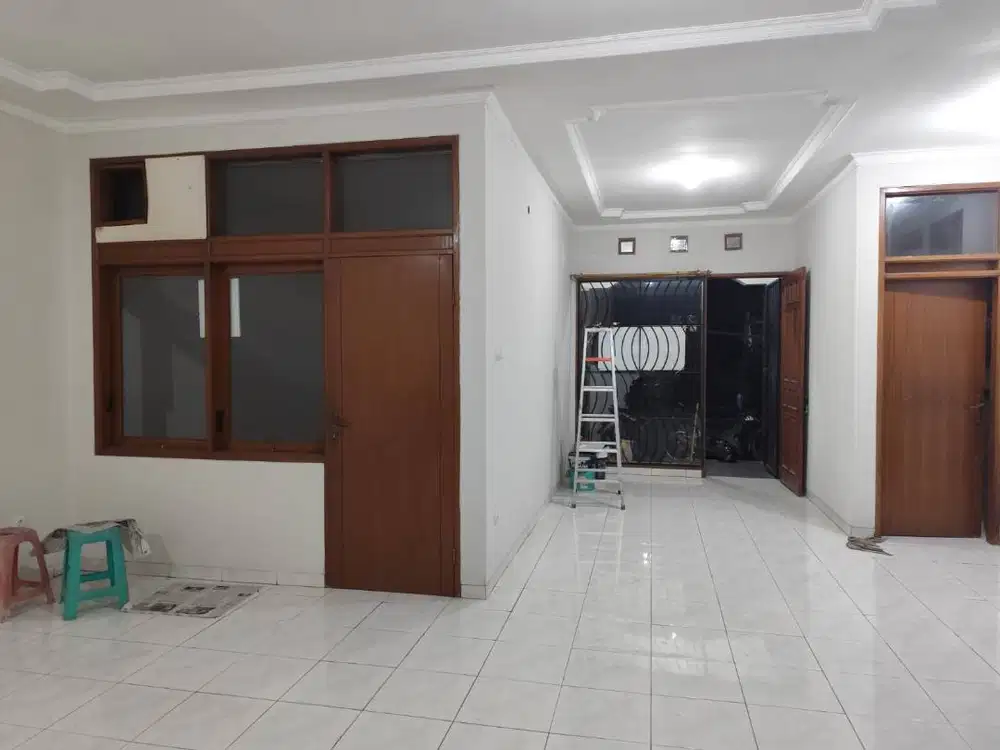 Dijual Rumah Nyaman di Taman Kopo Indah Bandung