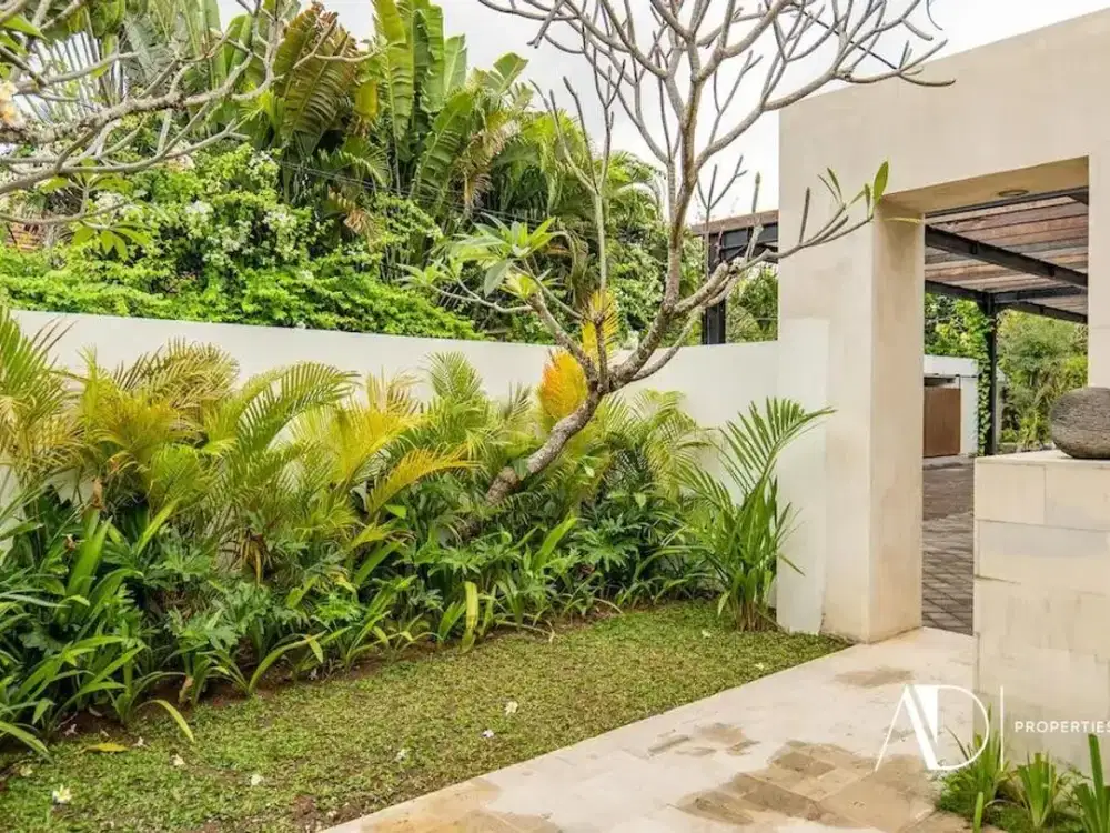 FREEHOLD/LEASEHOLD | FULLY FURNISHED 2-BEDROOM VILLA IN PRIME SEMINYAK - Thumbnail 4