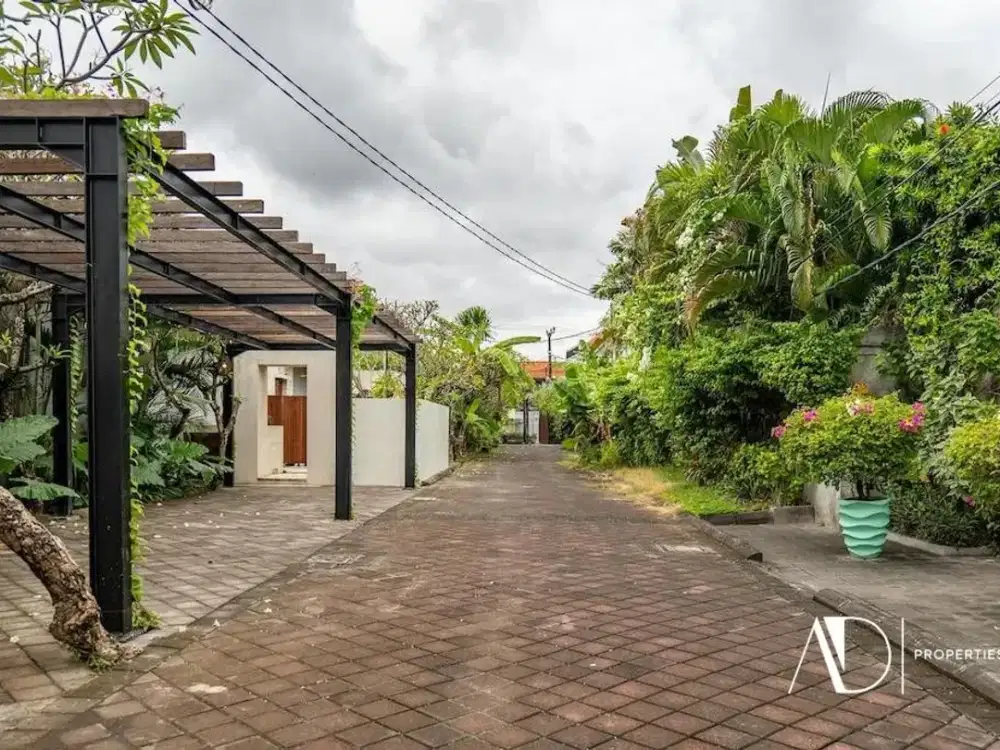 FREEHOLD/LEASEHOLD | FULLY FURNISHED 2-BEDROOM VILLA IN PRIME SEMINYAK - Thumbnail 3