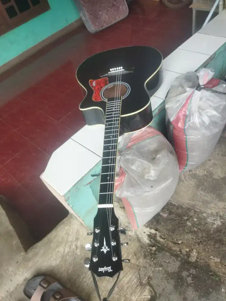 Gitar akustik jumbo greofer