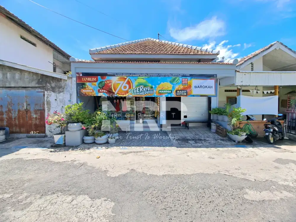 Dijual Rumah strategis Full furniture di pusat aktivitas kota, Singonegaran - Banyuwangi