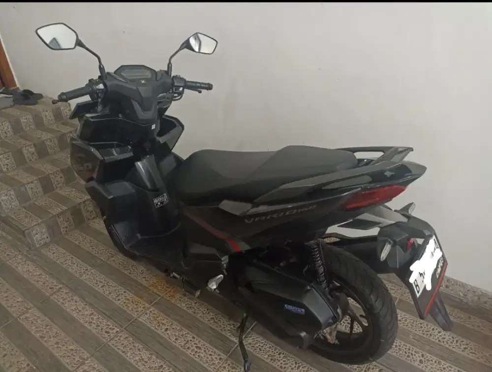 160 CBS 2023 ISTIMEWA LOW KM