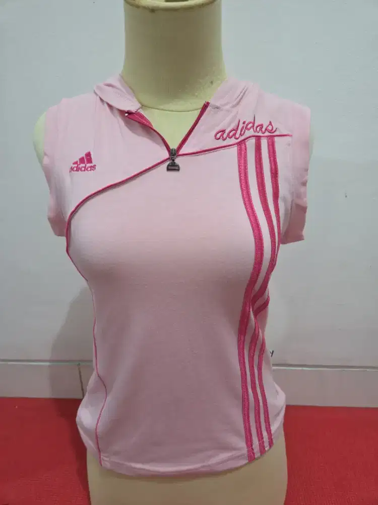 Kaos original adidas wanita