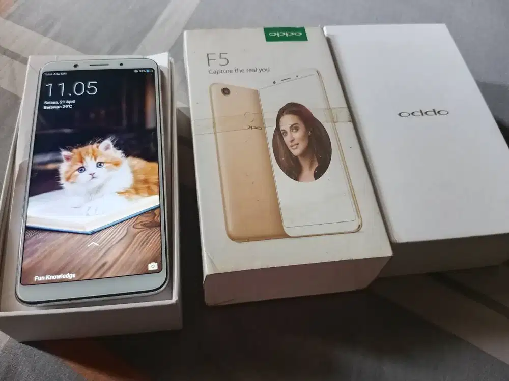 Hp OPPO F5 jual apa adanya