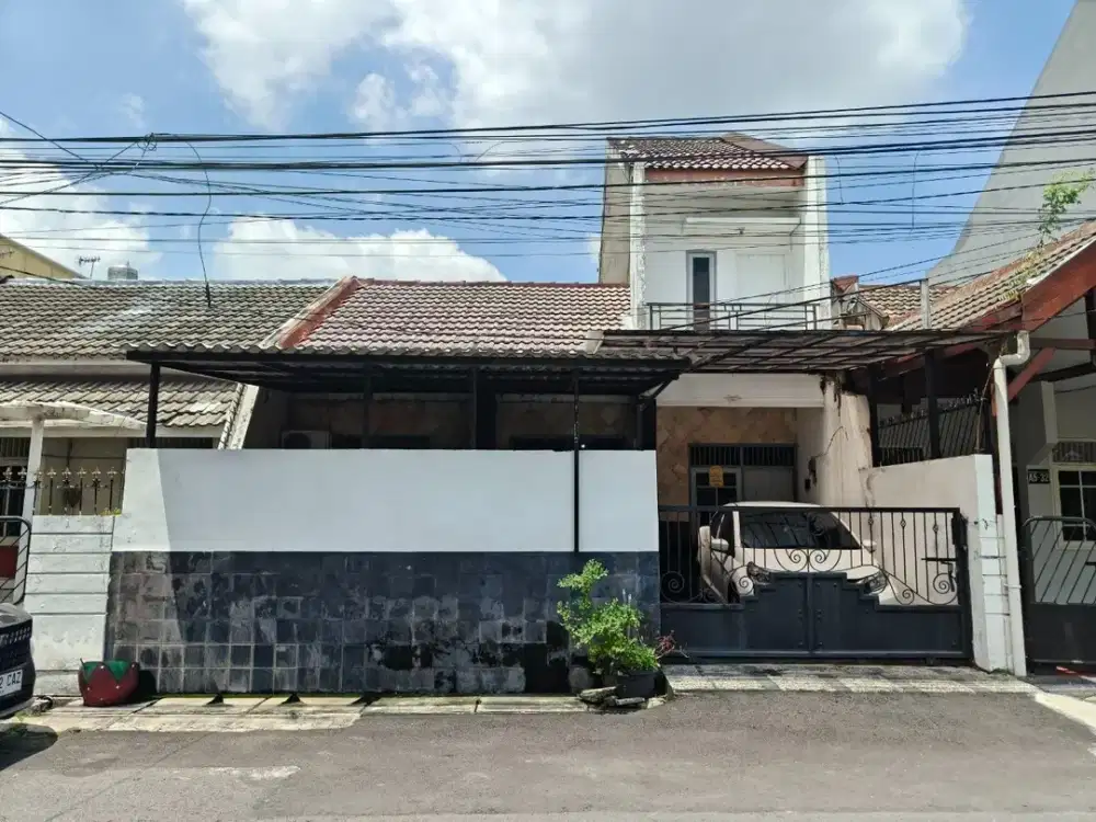 Perlu Renov‼️Dijual Rumah Nginden Intan Timur
