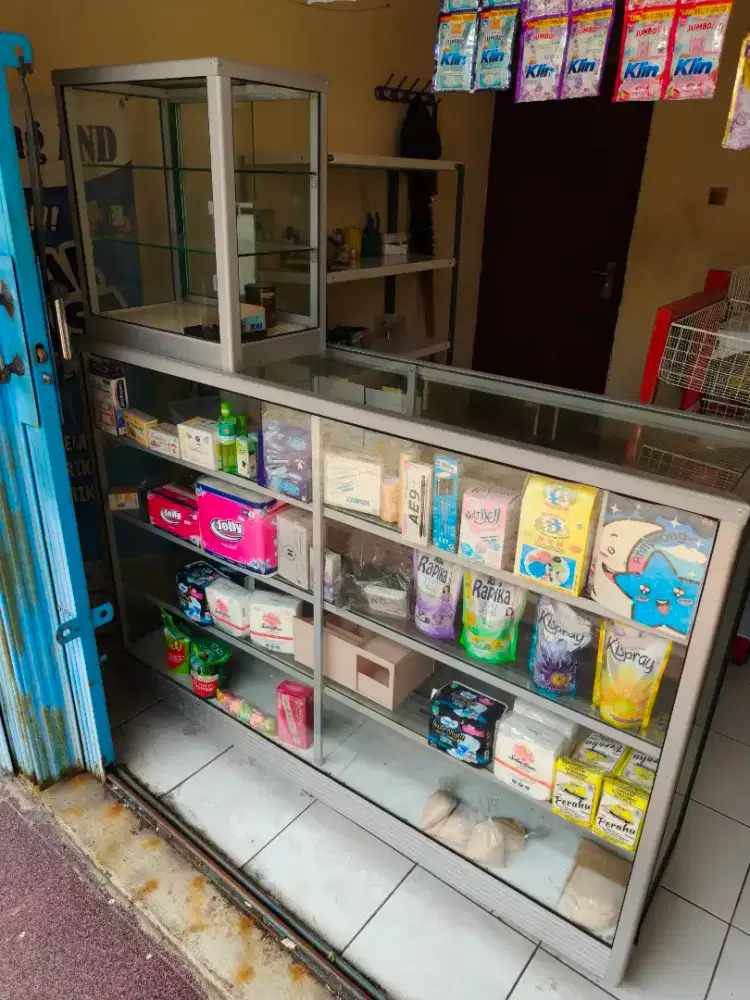Etalase untuk warung