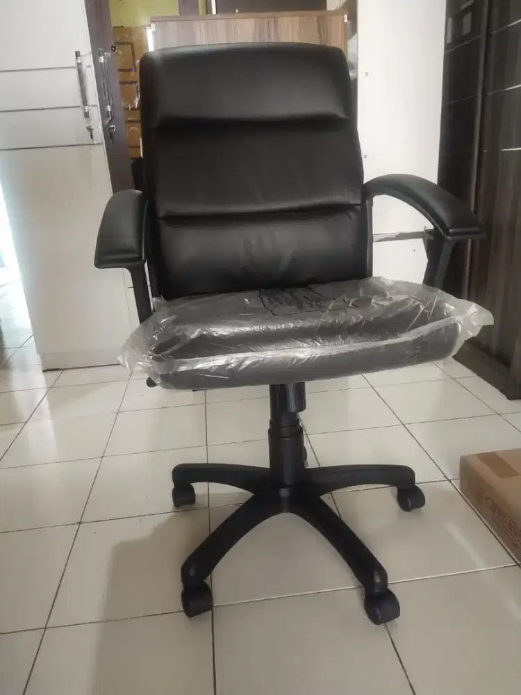 READY KURSI STAFF MANAGER KANTOR HYDROLIK SALE