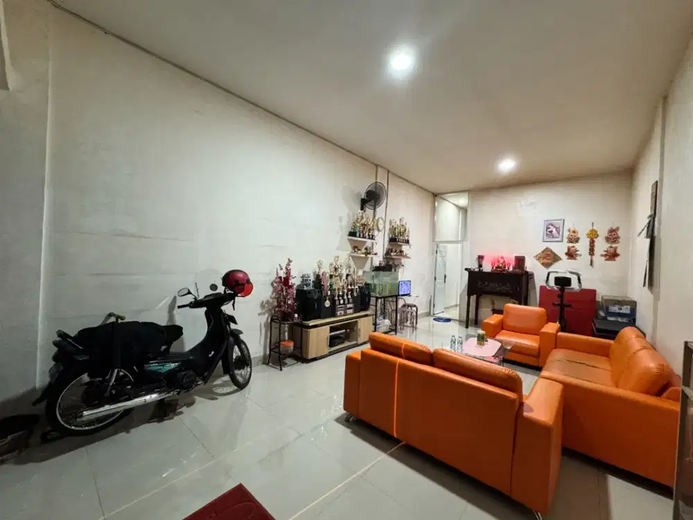 DIJUAL RUMAH DI KOMPLEK ADAM MALIK RIVERSIDE JALAN SEKATA MEDAN