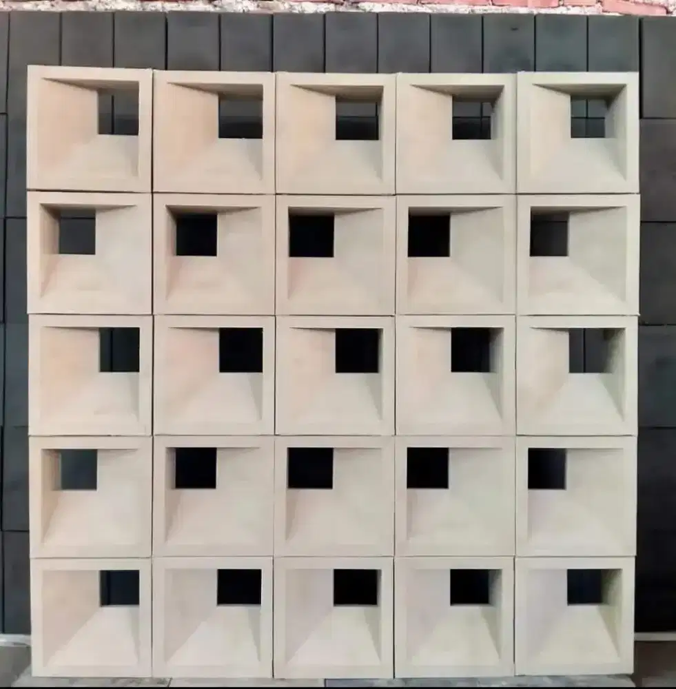 Roster beton 20x20cm tebal 10cm