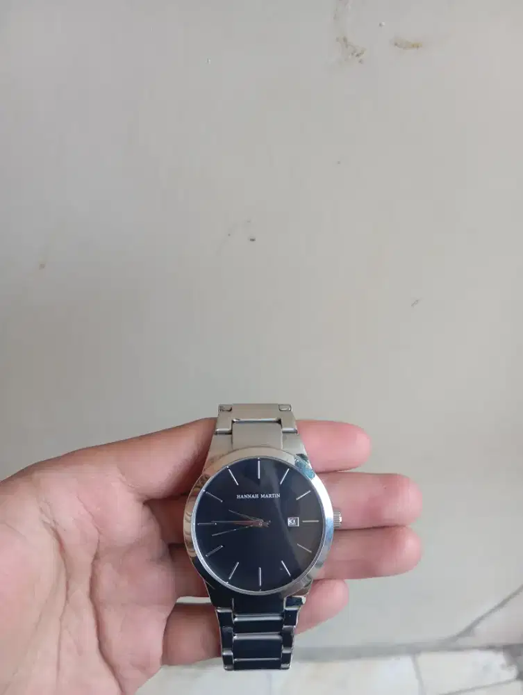 Jam Tangan Hannah Martin Silver