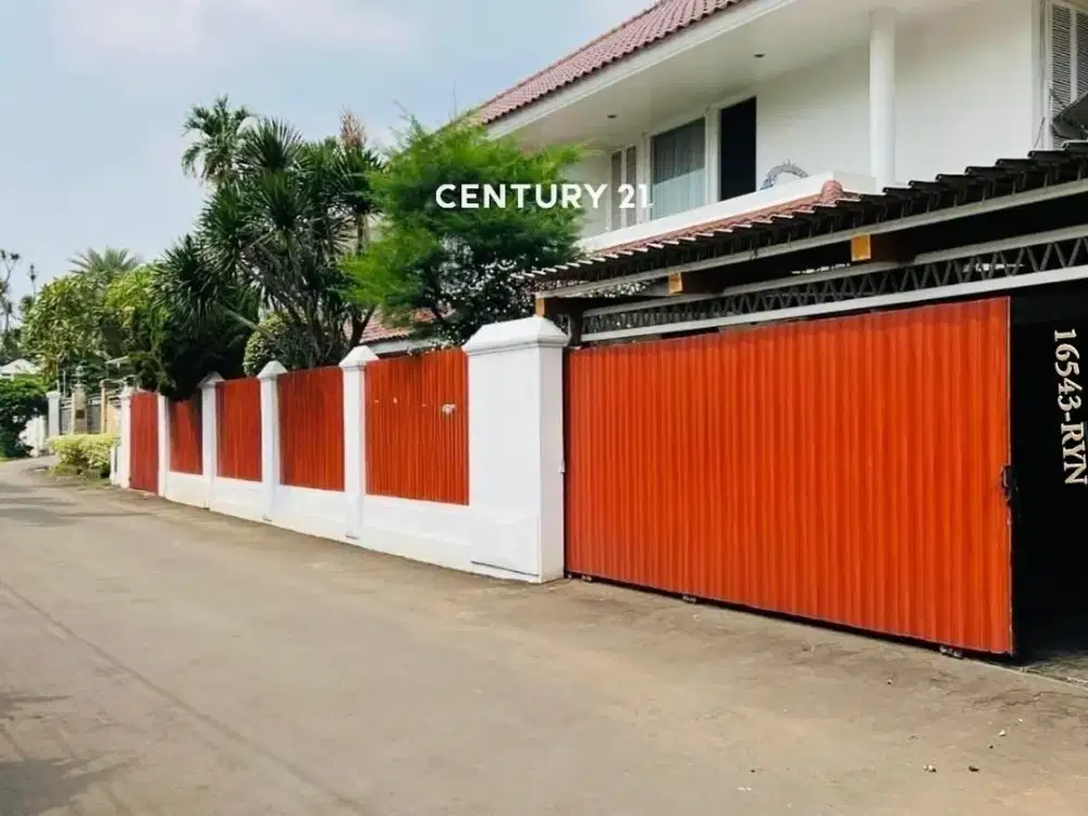 Di Jual Rumah Siap Huni Ada Kolam Renang Di Jakarta Selatan