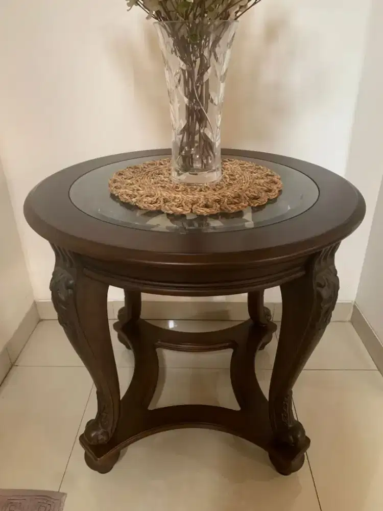 End table (Ashley)
