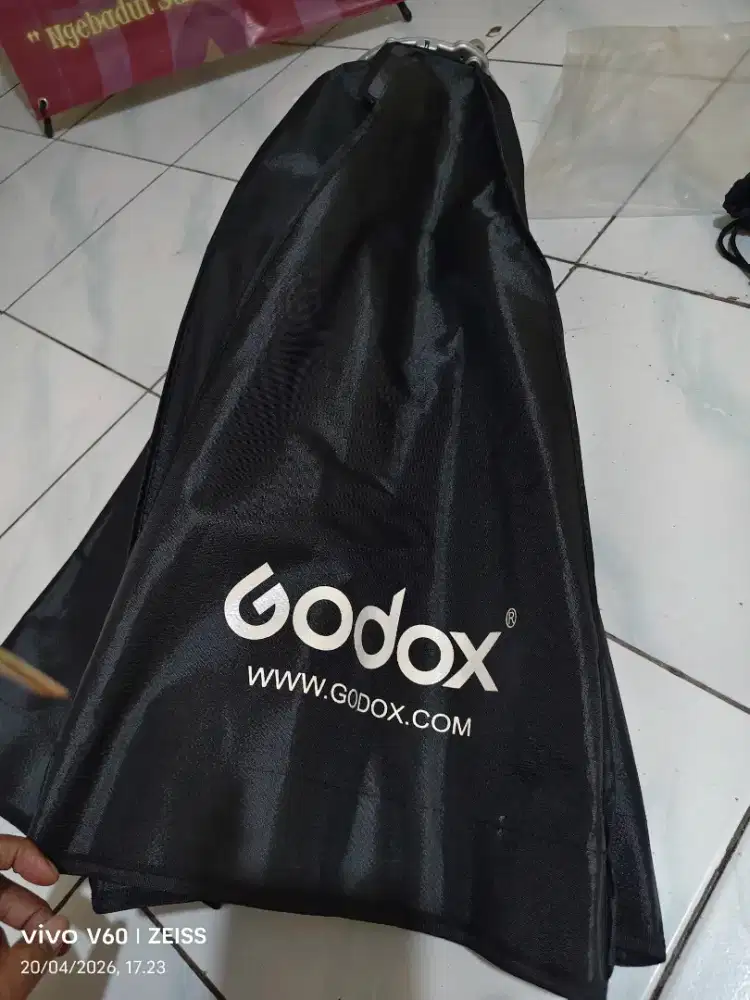 GODOX SOFTBOX dengan bowens mount