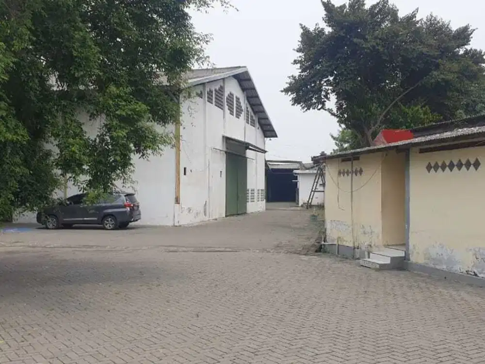 Dijual Ex Pabrik dan Gudang Raya Kepatihan, Menganti, Gresik