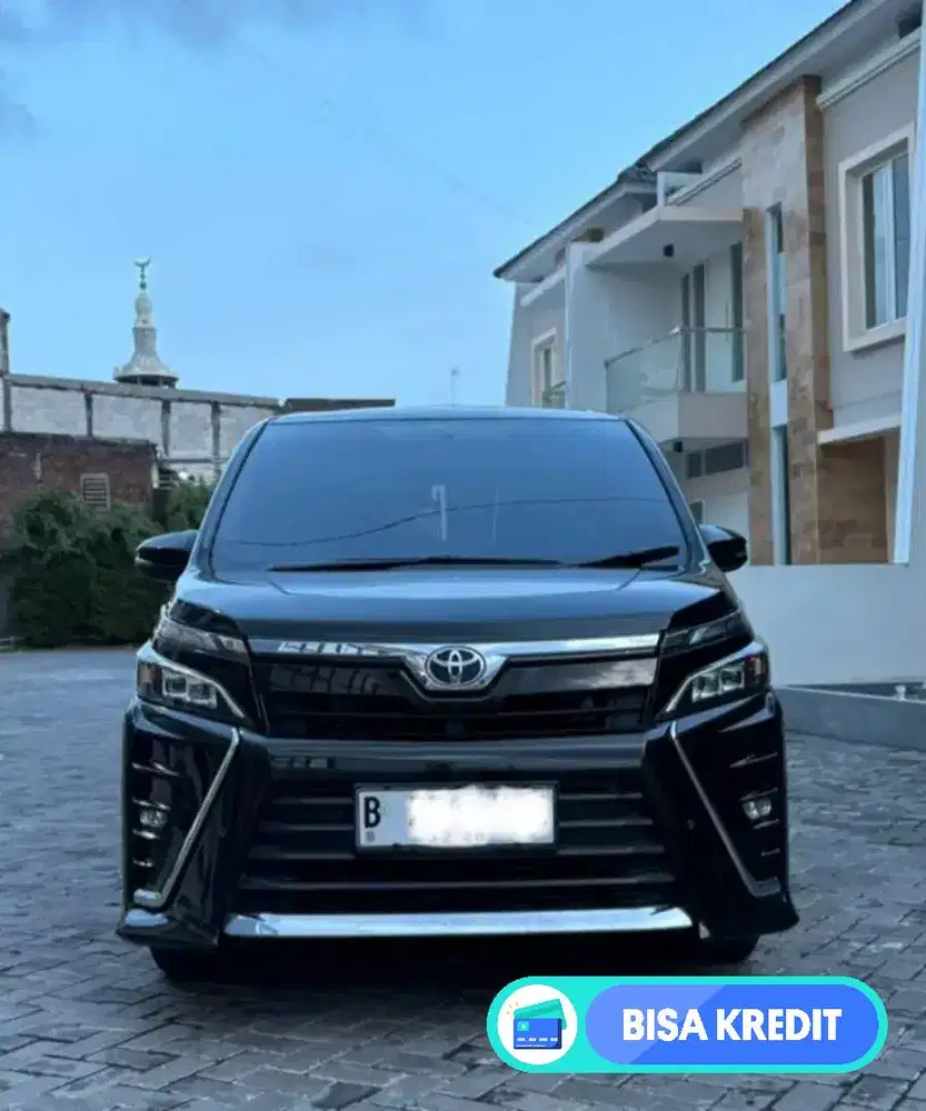Toyota Voxy 2.0 At 2018 Hitam