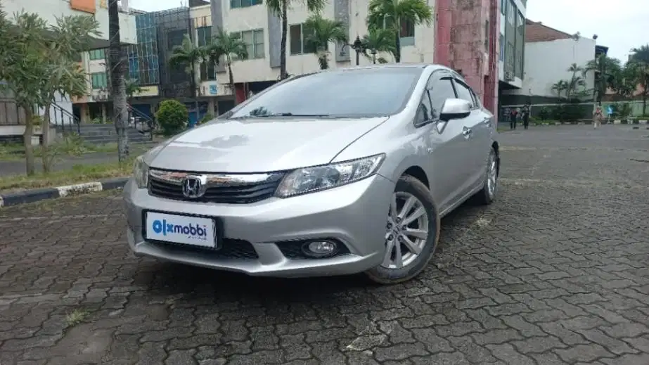 DP MURAH - Honda Civic 1.8 FB Bensin AT 2013 Abu