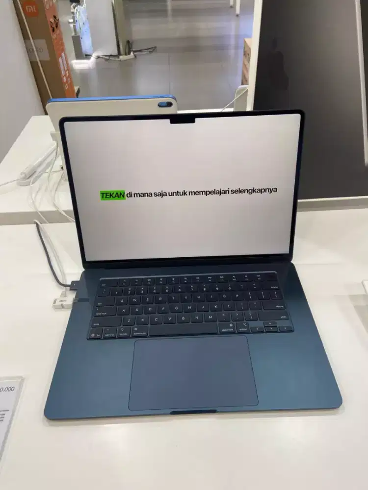 PROMO CICILAN RINGAN MACBOOK AIR 15 INCI