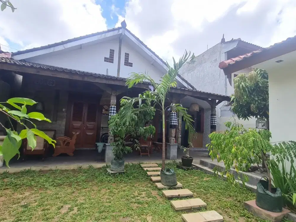 Rumah Strategis 3 Kamar Tidur Disewakan, di Denpasar Barat Area